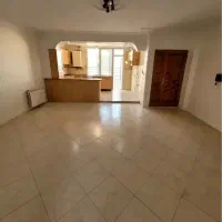 ۶۲ متر ۲ خ، پارکینگ و انباری ،سالن نورگیر خوش نقشه