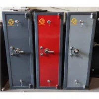 گاوصندوق ارتفاع ۱۴۰ واسه وسایل بزرگ