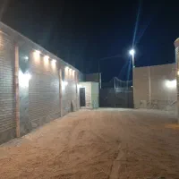 اجاره چهار دیواری همراه با ۱۴۰ متر ساخت مسکونی|اجارهٔ دفتر صنعتی، کشاورزی، تجاری|حبیب آباد, |دیوار