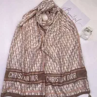 شال طرحدار منگوله دار از برند رومنس|لباس|کهریزک, |دیوار