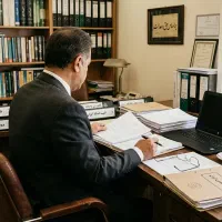 پرونده کیفری یا ملکی / وکیل پایه یکِ منصف