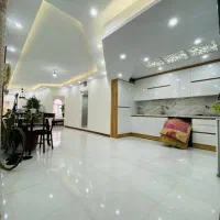 ۱۶۰متر۳خواب رو آفتاب و نما فول امکانات قابل تبدیل