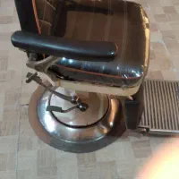 صندلی آرایش مردانه|آرایشگاه و سالن‌های زیبایی|خوی, |دیوار