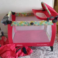 تخت کودک متحرک با صندلی غذا