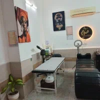 همکاری در سالن زیبایی