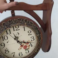 ساعت دیواری