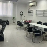 اجاره میز ناخن و مژه و فشیال سالن زیبایی زهراعبدلی