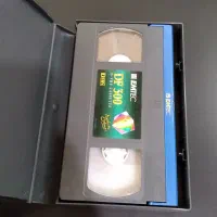 ۲۵ هزار نوار ویدیو VHS اکبند