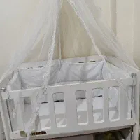 تخت گهواره ای