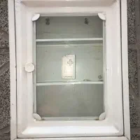 داروخانه و صندوق انتقادات دیواری