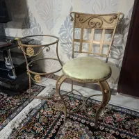 میز تمیز تلفن باصندلی سرخود شیشه هم داره سالمه ۴۵۰|میز تلفن|مشهد, هفت تیر (نه دره)|دیوار