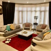 87-متر-طبقه-دوم-دهکده-3-نبش