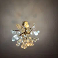 دوعدد لوستر کوچیک و بزرگ