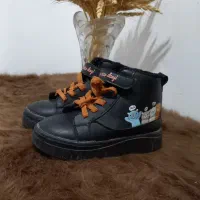 بوت  بچگانه نو و تمیز