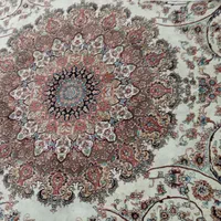 قالی نو نو باز نشده با مشتری واقعی کنار میام|فرش|شیروان (خراسان), |دیوار