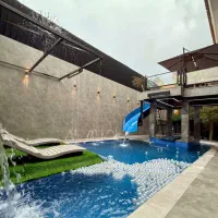 اجاره-ویلاسبز-دارای-پارک-آبی-8-خواب-دارای-3-استخر