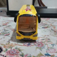 فروش یک عدد اتوبوس اسباب بازی سالم