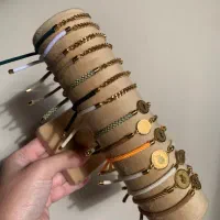 دستبند آسانسوری بدلیجات