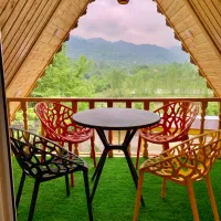 کلبه سوییسی جنگلی قلعه رودخان قیمت مناسب