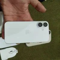 ایفون iphone 16 سلامت ۱۰۰ .دوماه خریدمش