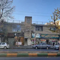 ۸۵متر ط اول سمت حیاط جنوبی ۶واحد