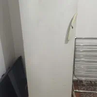 یخچال تمام فریزر در حد نو