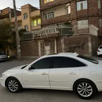 آزرا ۲۰۰۸سفید