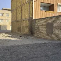 زمین ۱۸۷ متری داخل شهرک حصه شمالی