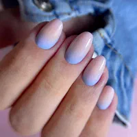 اموزش‌ تخصصی کاشت ناخن (تکنیک‌های‌جدید‌ و‌ روسی)