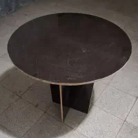میز خاطره قهو ه ای