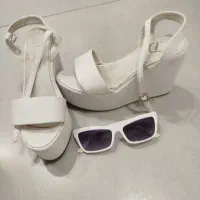 کفش عروس و عینک