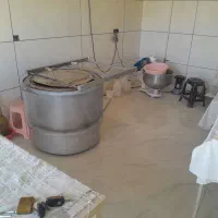 خمیر گیر .تنور.ترازو.میز طوری