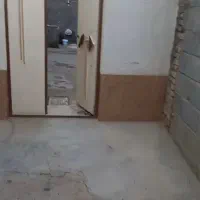 منزل مسکونی قدیمی با وسایل