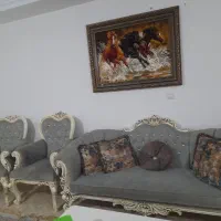 مبل هفت نفره کلاف چوب با میز عسلی و جلو مبلی