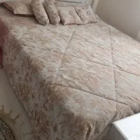 رو تخت دونفره