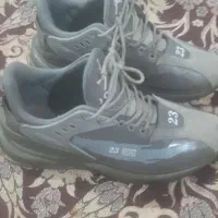 کفش اسپرت سایز ۴۰