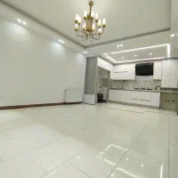 ۷۱ متر/سالن پرده خور*اسانسور *پارکینگ*سندتکبرگ