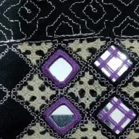 دوزنده ی آینه|لباس|خاش, |دیوار