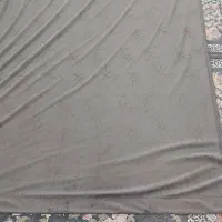 فروش شال برا کنار پرده منزل