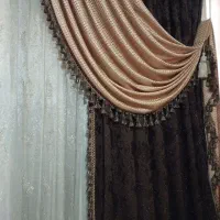 کنار پرده