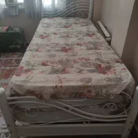تختخواب فلزی سفید با کفی و خوشخواب|تخت و سرویس خواب|تهران, تهرانپارس غربی|دیوار