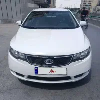 کیا سراتو ۹۵ کم کار