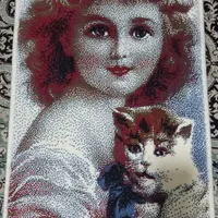 فرش با طرح رخ کودک