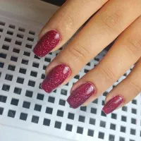 انجام انواع خدمات کاشت ناخن و آموزش کاشت ناخن|خدمات آرایشگری و زیبایی|بم, |دیوار