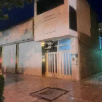 ویلایی-با-پروانه-در-9سقف-کوی-دکترا-حاشیه-ابن-سینا
