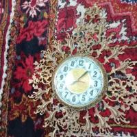 ساعت دیواری سالم