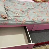 تخت خواب و پاتختی دخترانه|تخت و سرویس خواب|رحیم‌آباد, |دیوار