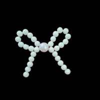 پاپیون مرواریدی