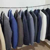 کت و شلوار و پیراهن