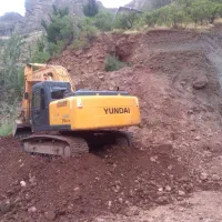 اجاره بیل مکانیکی زنجیری هیوندا ۲۱۰